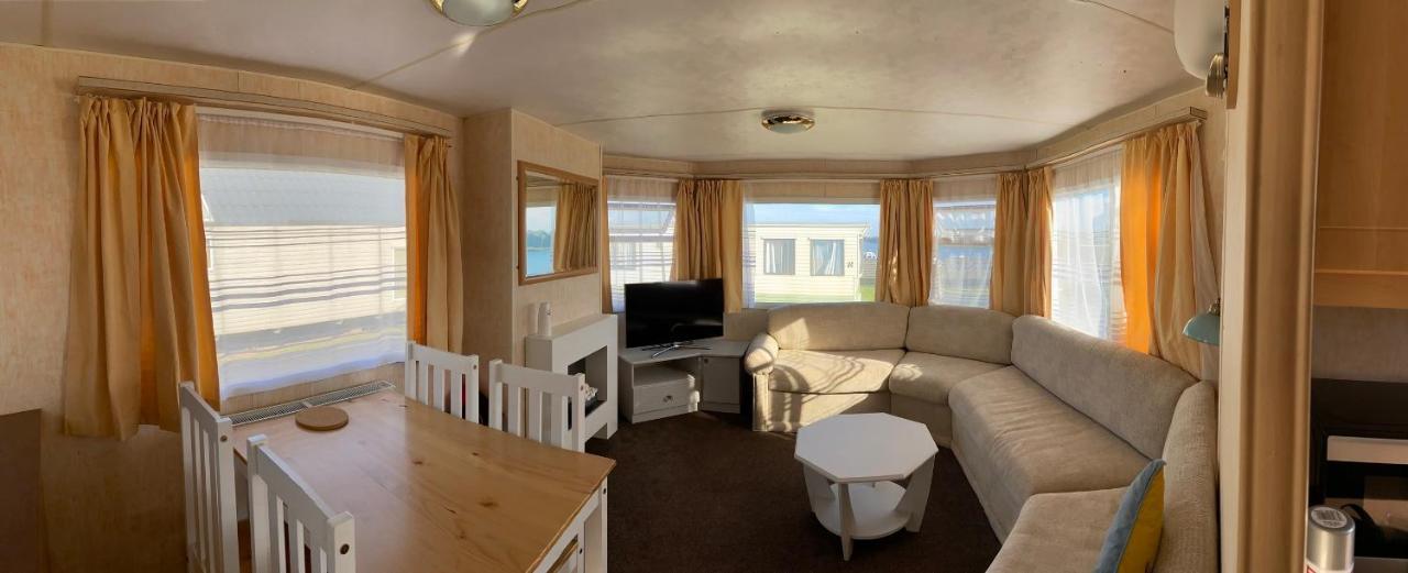 Lake District Static Caravan Lakeside Cumbria Millom Bagian luar foto
