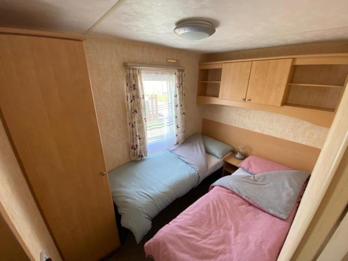 Lake District Static Caravan Lakeside Cumbria Millom Bagian luar foto