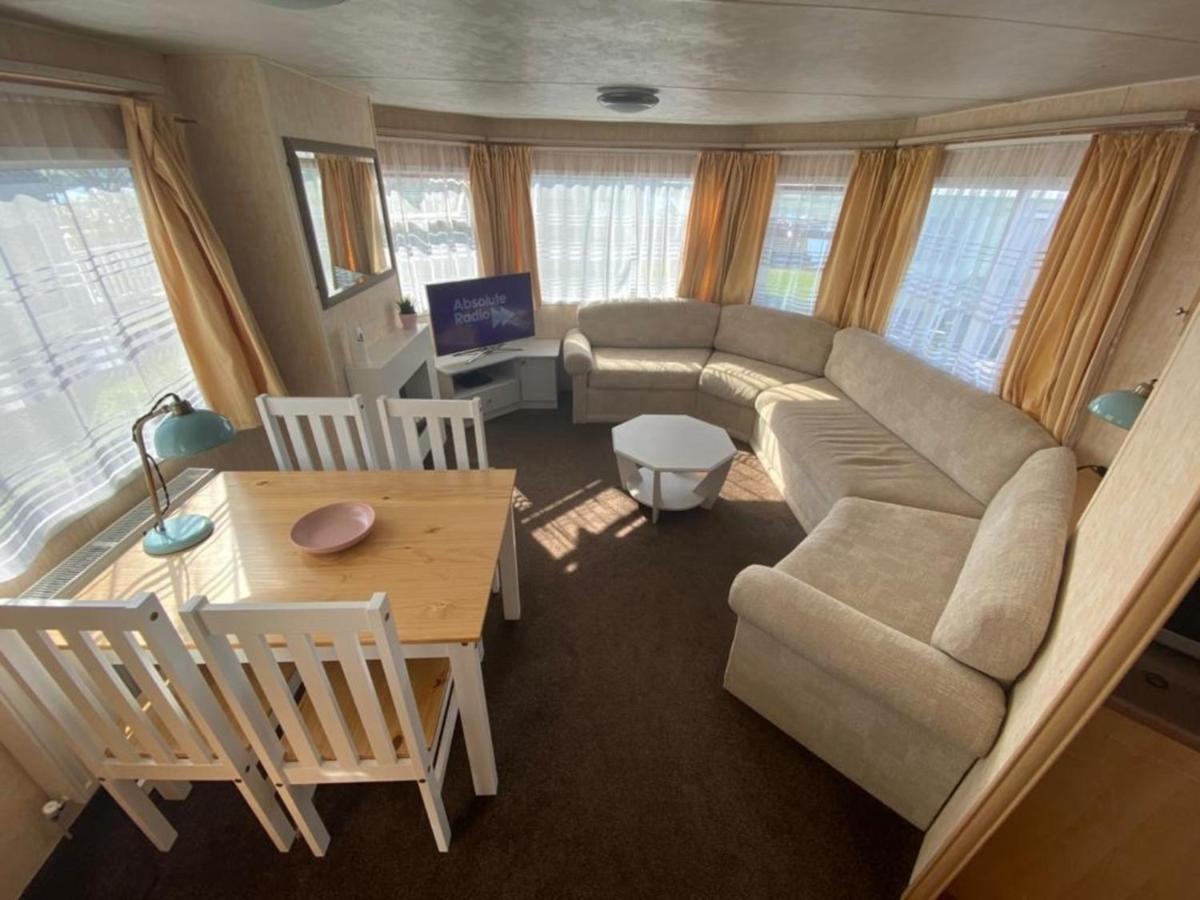 Lake District Static Caravan Lakeside Cumbria Millom Bagian luar foto