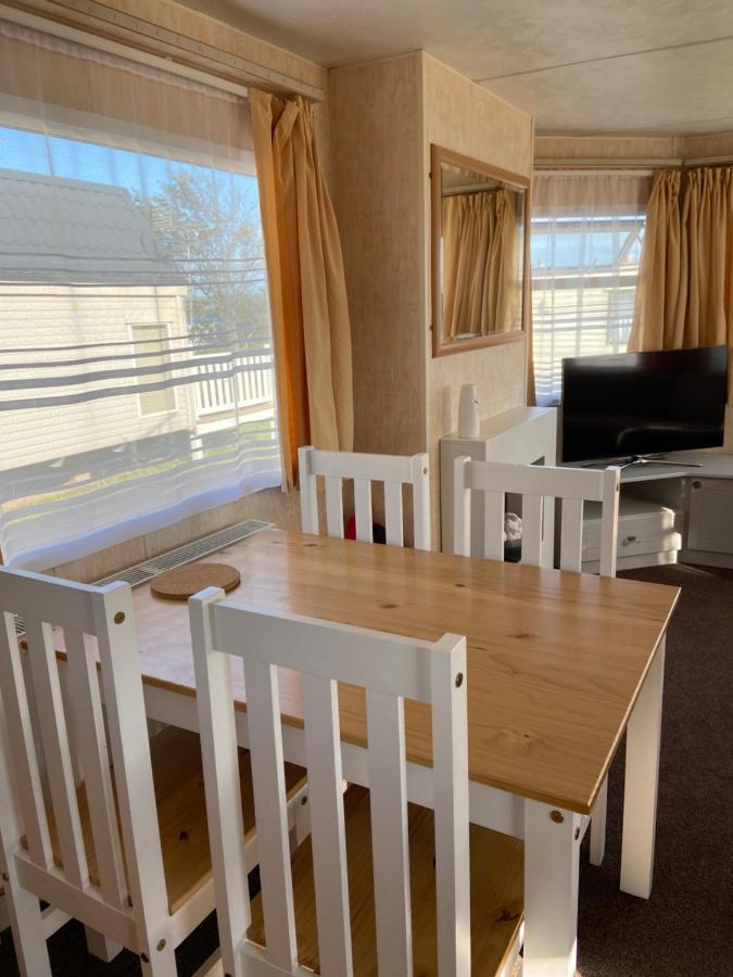 Lake District Static Caravan Lakeside Cumbria Millom Bagian luar foto